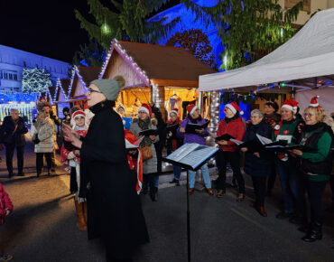 Chorale coup de Choeur à l'inauguration du marché de Noël de Golbey