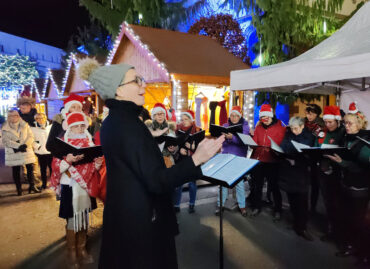 Chorale coup de Choeur à l'inauguration du marché de Noël de Golbey