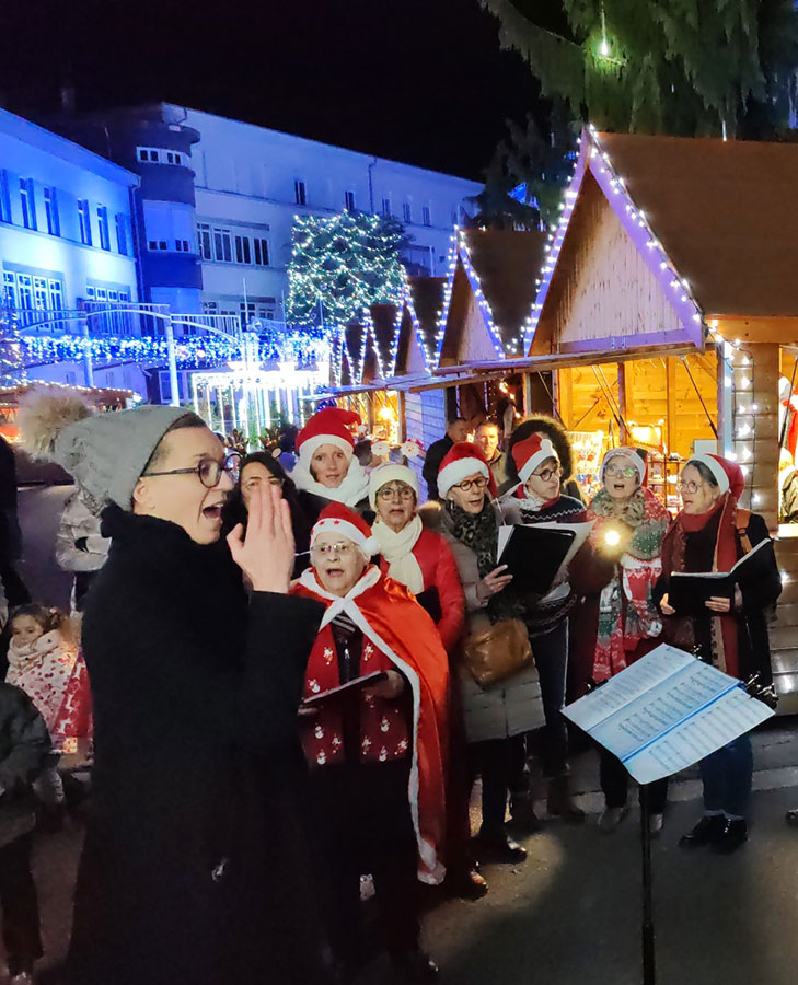 Chorale coup de Choeur à l'inauguration du marché de Noël de Golbey