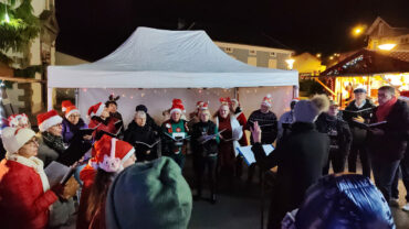 Chorale coup de Choeur à l'inauguration du marché de Noël de Golbey