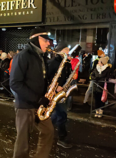 Défilé de Saint-Nicolas a Epinal 2024 avec l'orchestre d'harmonie de Golbey