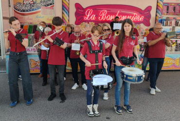 L'orchestre d'harmonie à la foire aux beignets râpés 2025 à Golbey