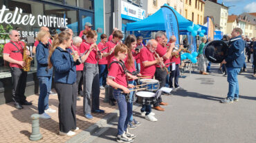 L'orchestre d'harmonie à la foire aux beignets râpés 2025 à Golbey