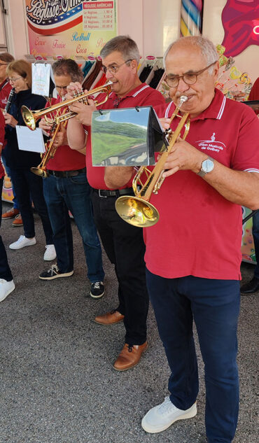 L'orchestre d'harmonie à la foire aux beignets râpés 2025 à Golbey