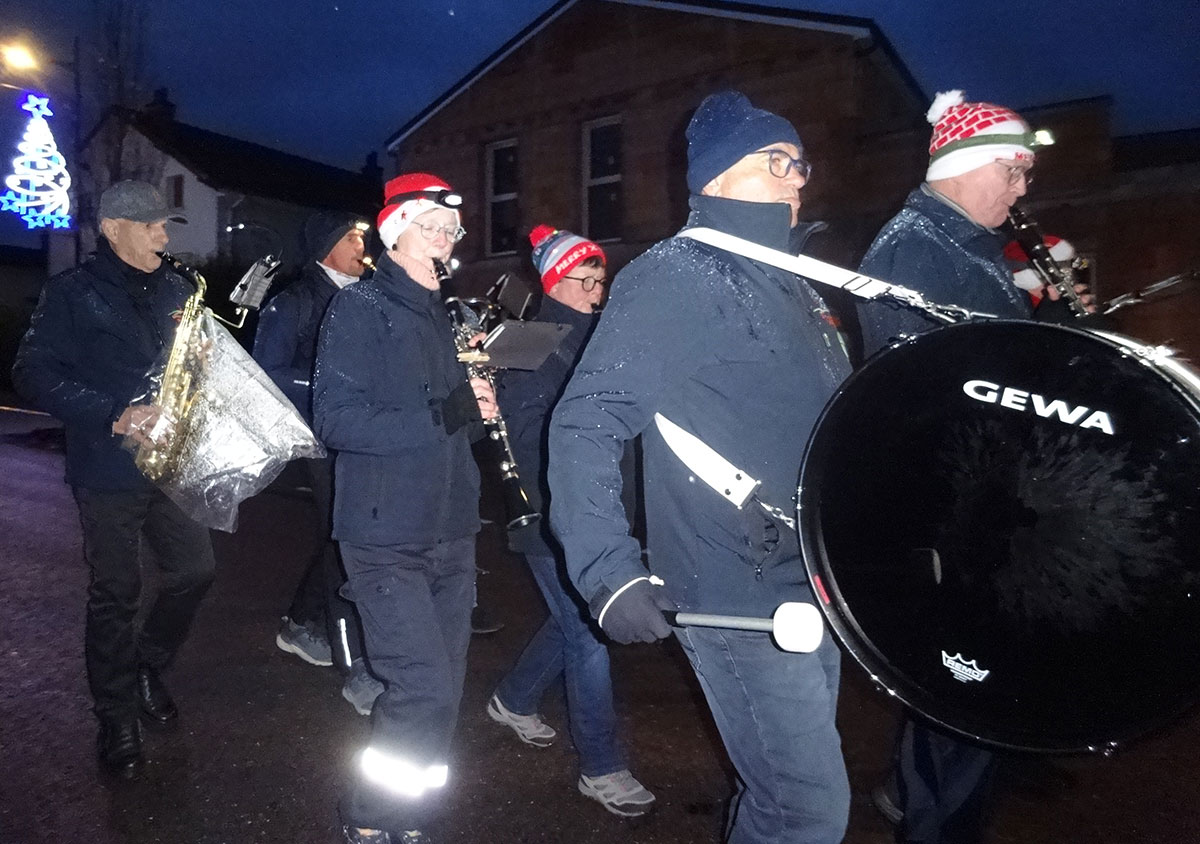 Défilé de la Saint-Nicolas 2025 à Golbey avec l'Orchestre d'Harmonie de l'Union Musicale de Golbey