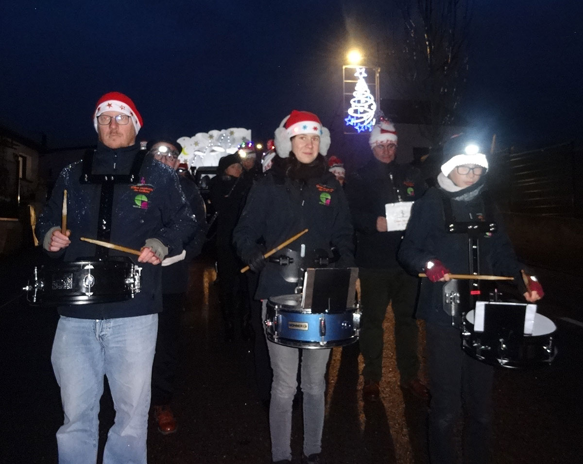 Défilé de la Saint-Nicolas 2025 à Golbey avec l'Orchestre d'Harmonie de l'Union Musicale de Golbey