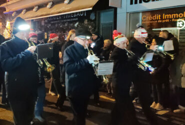 L'orchestre d'harmonie de Golbey au défilé de la Saint-Nicolas d'Epinal du 6 décembre 2025