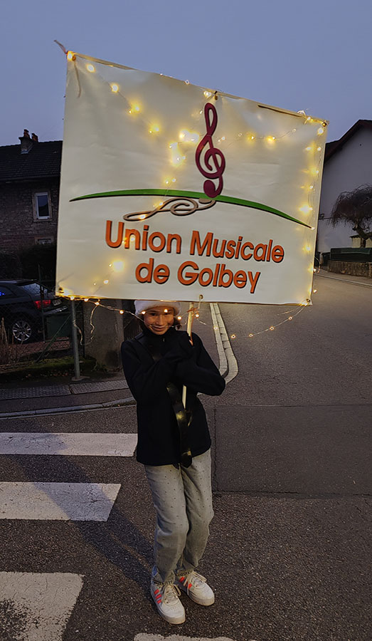 L'orchestre d'harmonie ouvre la parade de Noel 2025 à Golbey